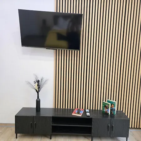 Stilvoll Zu Hause Mit Charme, Bis Zu 7 Personen Apartment